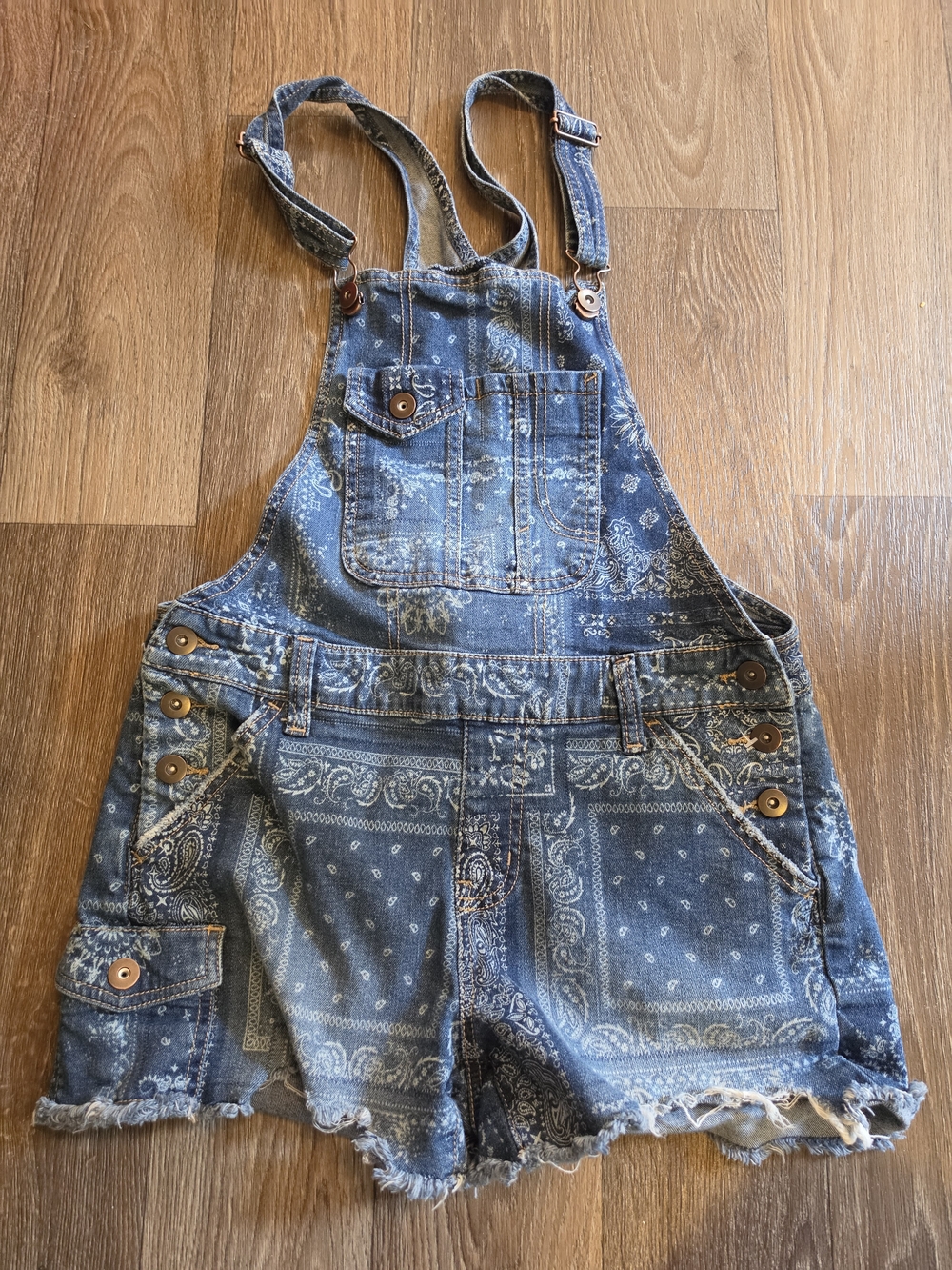 No Boundaries Bandana Print Denim Short Overalls in Blue